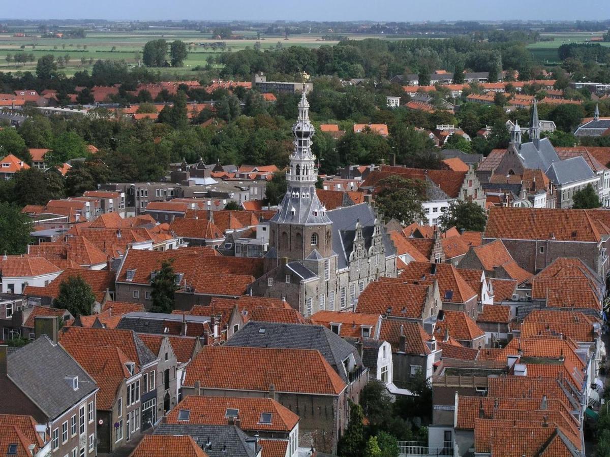 Pension Montmaertre Зирикзе Экстерьер фото